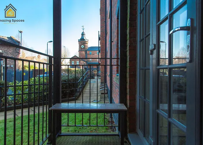 Spacious 2Bedroom 2Bathroom Flat In Warrington By Amazing Spaces Relocations Ltd.