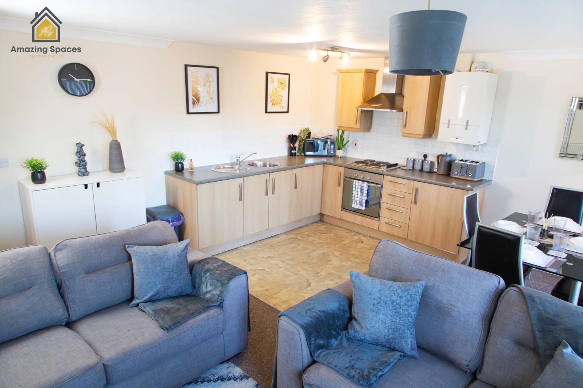 Spacious 2bedroom 2bathroom Flat In By Amazing Spaces Relocations Ltd. *