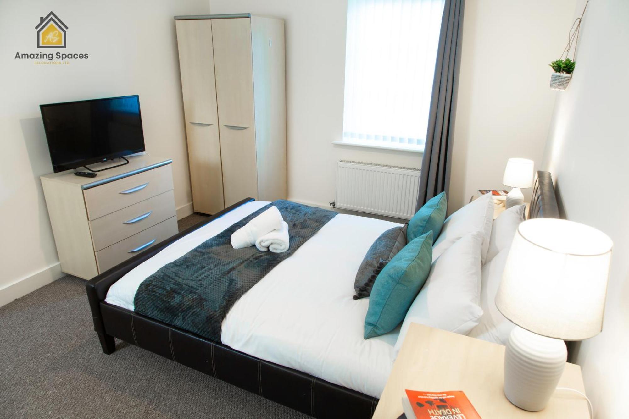 Apartment Spacious 2bedroom 2bathroom Flat In By Amazing Spaces Relocations Ltd. *